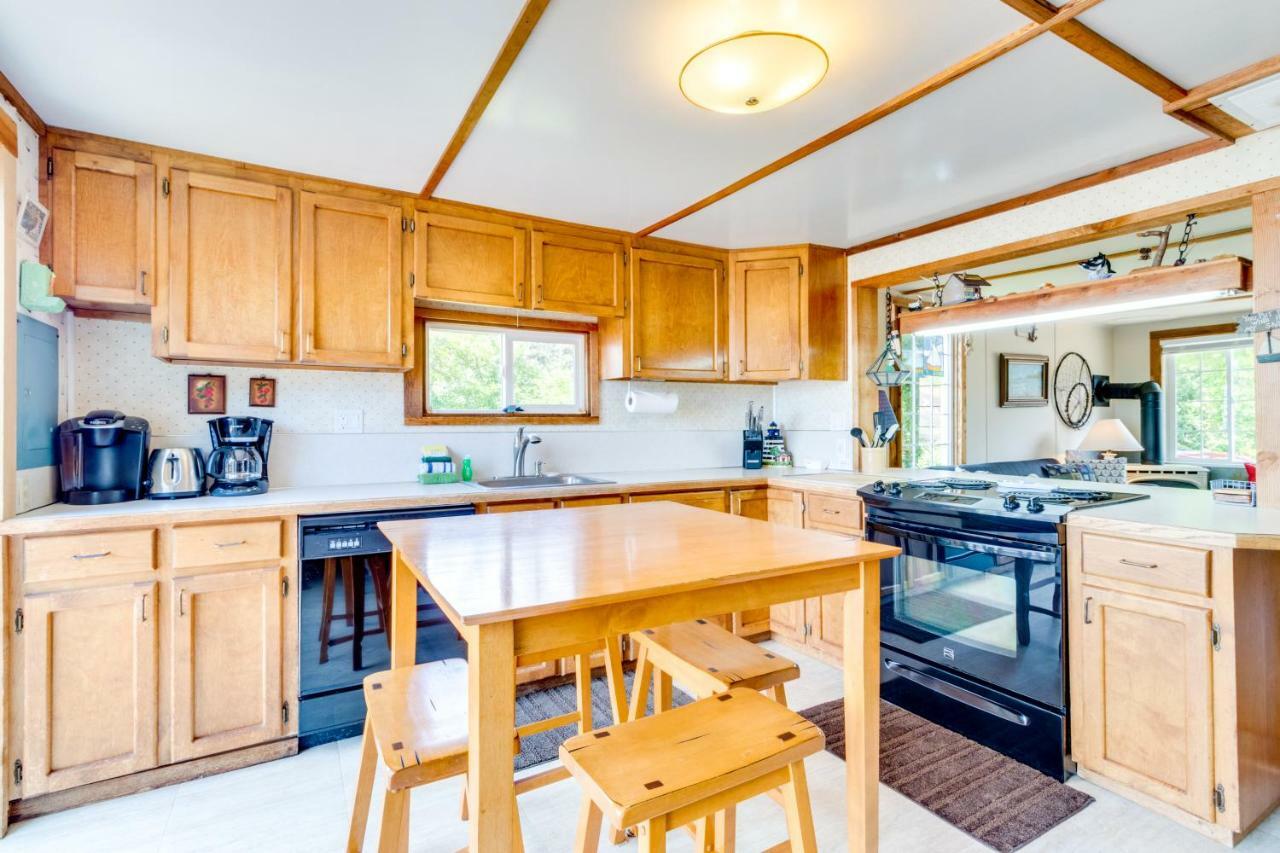 Happy Camp Beachfront Cabin Netarts Экстерьер фото